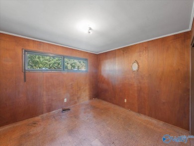 3 Bed/ 1.75 Bath fixer-upper located on a golf course 5 minutes on Huntsville Country Club in Alabama - for sale on GolfHomes.com, golf home, golf lot