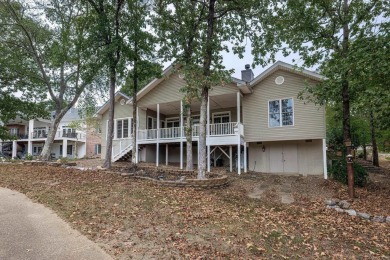 Want golf course frontage?  This is your home!  3 bed 2 bath on Isabella Golf Course  in Arkansas - for sale on GolfHomes.com, golf home, golf lot