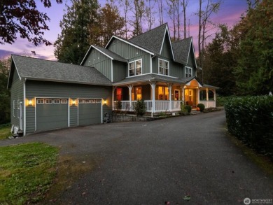 Country Living Magazine's House of the Year 1998! Expansive 5 on Snohomish Golf Course in Washington - for sale on GolfHomes.com, golf home, golf lot