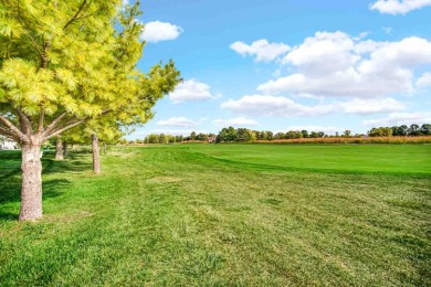 Great opportunity to own this 2 (could be 3) bedroom, 2 bath on White Hawk Country Club in Indiana - for sale on GolfHomes.com, golf home, golf lot