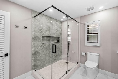 Boca West Beauty. This stunning 1,680 sq. ft 3/2.5 in Willow on Boca West Golf and Country Club in Florida - for sale on GolfHomes.com, golf home, golf lot