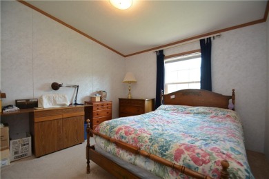 Beautifully Maintained 3 Bedroom, 2 Bath Home in Sought-After on Winding Creek Executive Course in New York - for sale on GolfHomes.com, golf home, golf lot