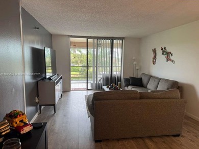 (55+ community) Beautiful 2/2 unit in excellent condition with on Pembroke Lakes Golf Club in Florida - for sale on GolfHomes.com, golf home, golf lot