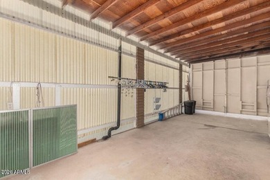 Charming home with great spaces and open layout! Large garage on Fountain of the Sun Country Club in Arizona - for sale on GolfHomes.com, golf home, golf lot