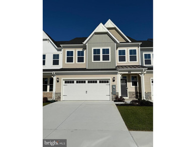MOVE IN READY!  This Madison villa-style home offers an on Plantation Lakes Golf and Country Club in Delaware - for sale on GolfHomes.com, golf home, golf lot