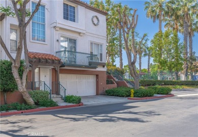 Welcome to this exquisite 2-bedroom, 2.5-bathroom townhome on Tustin Ranch Golf Club in California - for sale on GolfHomes.com, golf home, golf lot
