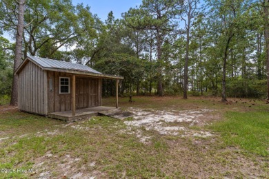 Take note of this nicely renovated 3 bedroom, 2 bath home in on The Lakes Country Club in North Carolina - for sale on GolfHomes.com, golf home, golf lot