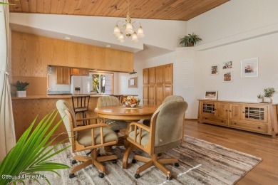 BRAND NEW FURNACE AND AC! Spacious single level home with 20' x on Hayden Lake Country Club in Idaho - for sale on GolfHomes.com, golf home, golf lot