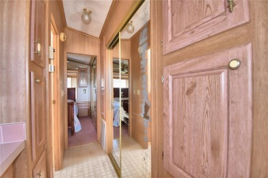 Welcome to West View Ridge Unit H54 in Haines City. This 55+ on Southern Dunes Golf and Country Club in Florida - for sale on GolfHomes.com, golf home, golf lot