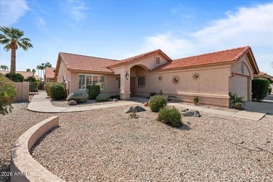 Welcome to easy living in the beautiful active adult community on Oakwood Golf Club  in Arizona - for sale on GolfHomes.com, golf home, golf lot