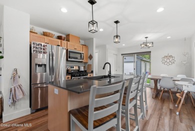 Welcome to The Retreat at Bay Trail community! This beautifully on Sandpoint Elks Golf Course in Idaho - for sale on GolfHomes.com, golf home, golf lot