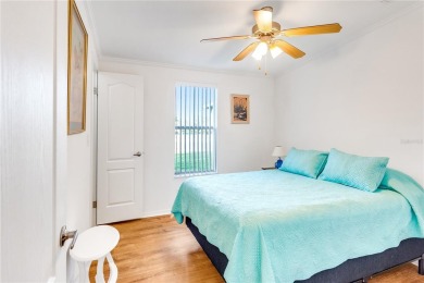 Immaculate 3/2 Split plan. Move In Ready with furnishings. New on Zellwood Station Country Club in Florida - for sale on GolfHomes.com, golf home, golf lot