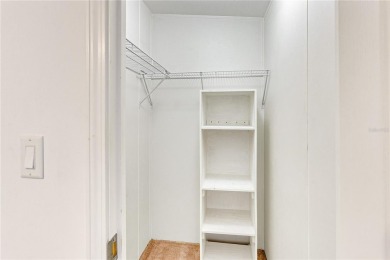 Immaculate 3/2 Split plan. Move In Ready with furnishings. New on Zellwood Station Country Club in Florida - for sale on GolfHomes.com, golf home, golf lot