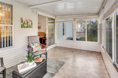 Immaculate 3/2 Split plan. Move In Ready with furnishings. New on Zellwood Station Country Club in Florida - for sale on GolfHomes.com, golf home, golf lot