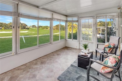 Immaculate 3/2 Split plan. Move In Ready with furnishings. New on Zellwood Station Country Club in Florida - for sale on GolfHomes.com, golf home, golf lot