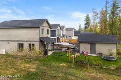 Welcome to The Retreat at Bay Trail community! This beautifully on Sandpoint Elks Golf Course in Idaho - for sale on GolfHomes.com, golf home, golf lot