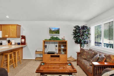 Quaint, adorable, furnished townhouse with attached garage on Terrace Lakes Golf Resort in Idaho - for sale on GolfHomes.com, golf home, golf lot