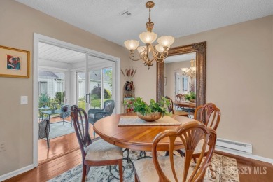 Tasteful & elegant 2BR/2BA Pennsylvania II model, with 1700 sq on Rossmoor Golf Club in New Jersey - for sale on GolfHomes.com, golf home, golf lot