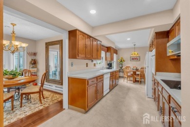 Tasteful & elegant 2BR/2BA Pennsylvania II model, with 1700 sq on Rossmoor Golf Club in New Jersey - for sale on GolfHomes.com, golf home, golf lot