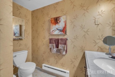 Tasteful & elegant 2BR/2BA Pennsylvania II model, with 1700 sq on Rossmoor Golf Club in New Jersey - for sale on GolfHomes.com, golf home, golf lot