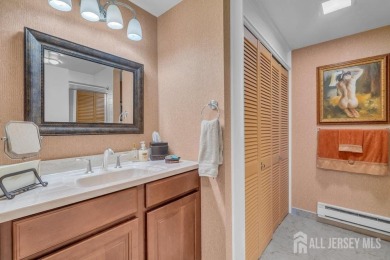Tasteful & elegant 2BR/2BA Pennsylvania II model, with 1700 sq on Rossmoor Golf Club in New Jersey - for sale on GolfHomes.com, golf home, golf lot