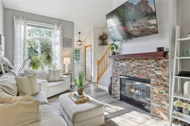 Don't miss this delightful 2BR/2BA Inver Grove Heights townhome! on Arbor Pointe Golf Club in Minnesota - for sale on GolfHomes.com, golf home, golf lot