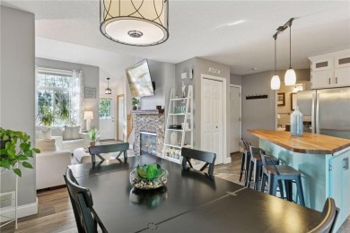 Don't miss this delightful 2BR/2BA Inver Grove Heights townhome! on Arbor Pointe Golf Club in Minnesota - for sale on GolfHomes.com, golf home, golf lot