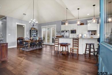 Exquisite and meticulous maintained move in ready home with a on Garden Valley Golf Course Resort in Texas - for sale on GolfHomes.com, golf home, golf lot