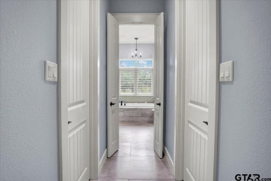 Exquisite and meticulous maintained move in ready home with a on Garden Valley Golf Course Resort in Texas - for sale on GolfHomes.com, golf home, golf lot