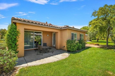 Beautifully maintained 3 bedroom, 2 bath home located on a Cul on Indian Palms Country Club and Resort in California - for sale on GolfHomes.com, golf home, golf lot