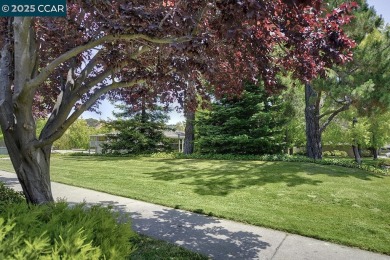 Gorgeous Level-In Yosemite model - Tastefully Updated  Move-In on Rossmoor Golf Course in California - for sale on GolfHomes.com, golf home, golf lot