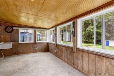 Lakeside Retreat in Tanglewood Shores! Welcome to your getaway on Tanglewood Shores Golf Club in Virginia - for sale on GolfHomes.com, golf home, golf lot