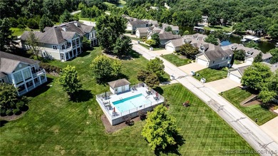 This is an amazing villa recently updated with high-end finishes on Seasons Ridge At Four Seasons in Missouri - for sale on GolfHomes.com, golf home, golf lot