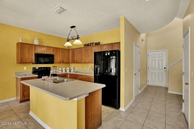 Priced to sell. 3 bedroom, 2 & 1/2 bath townhome located in on Julington Creek Golf Club in Florida - for sale on GolfHomes.com, golf home, golf lot