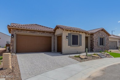 Come check out this SPECTACULAR NEARLY NEW Voyage Model home on Copper Canyon Golf Club in Arizona - for sale on GolfHomes.com, golf home, golf lot