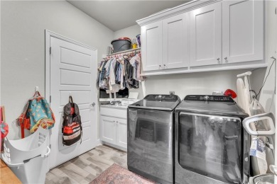 This home is a great home for the outdoor enthusiast! Mountain on Bella Vista - Metfield Golf Complex and Country Club in Arkansas - for sale on GolfHomes.com, golf home, golf lot