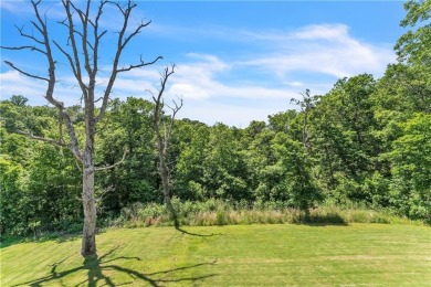 This home is a great home for the outdoor enthusiast! Mountain on Bella Vista - Metfield Golf Complex and Country Club in Arkansas - for sale on GolfHomes.com, golf home, golf lot