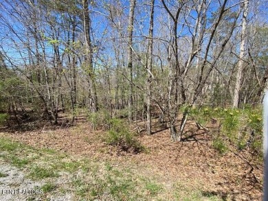 Opportunity to lock up a golf front choice property on the on Heatherhurst Golf Course in Tennessee - for sale on GolfHomes.com, golf home, golf lot