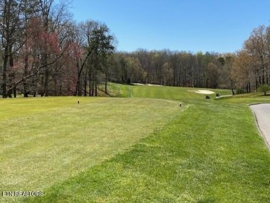 Opportunity to lock up a golf front choice property on the on Heatherhurst Golf Course in Tennessee - for sale on GolfHomes.com, golf home, golf lot