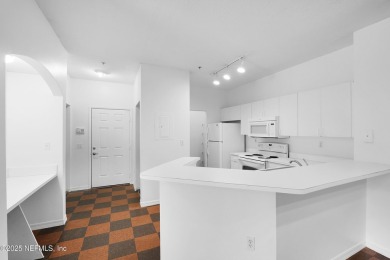 Priced to sell - currently the lowest priced 3-bedroom in on Royal St. Augustine Golf and Country Club in Florida - for sale on GolfHomes.com, golf home, golf lot