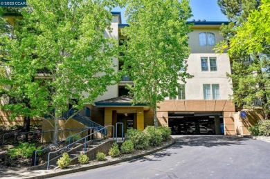 Experience the best of upscale senior living in this lovely on Rossmoor Golf Course in California - for sale on GolfHomes.com, golf home, golf lot