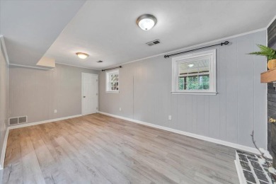 Welcome to a comfortable, affordable, move-in-ready home in on Brookside Golf Course in Virginia - for sale on GolfHomes.com, golf home, golf lot