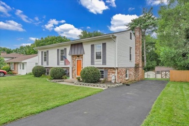 Welcome to a comfortable, affordable, move-in-ready home in on Brookside Golf Course in Virginia - for sale on GolfHomes.com, golf home, golf lot