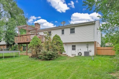 Welcome to a comfortable, affordable, move-in-ready home in on Brookside Golf Course in Virginia - for sale on GolfHomes.com, golf home, golf lot