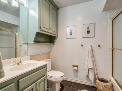 Beautiful Golf Course Home in Cedar Valley: 3 Bed + 2.5 Baths + on Cedar Valley Golf Club in Oklahoma - for sale on GolfHomes.com, golf home, golf lot