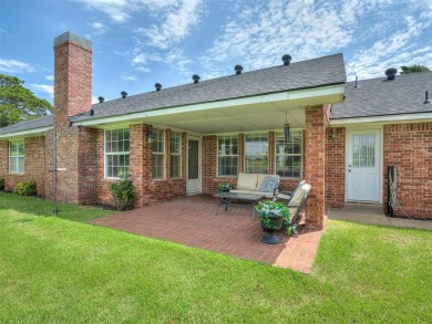 Beautiful Golf Course Home in Cedar Valley: 3 Bed + 2.5 Baths + on Cedar Valley Golf Club in Oklahoma - for sale on GolfHomes.com, golf home, golf lot
