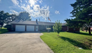 Close to Stockton Lake, Golf Course, and Town - This Home Has It on Stockton Country Club in Missouri - for sale on GolfHomes.com, golf home, golf lot