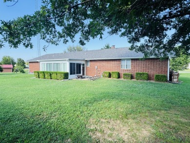 Close to Stockton Lake, Golf Course, and Town - This Home Has It on Stockton Country Club in Missouri - for sale on GolfHomes.com, golf home, golf lot