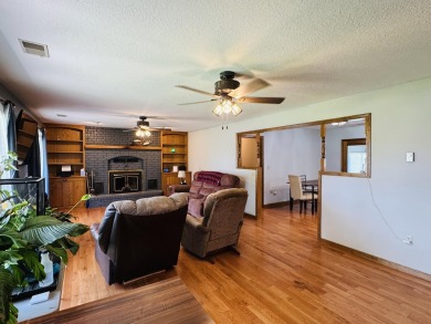 Close to Stockton Lake, Golf Course, and Town - This Home Has It on Stockton Country Club in Missouri - for sale on GolfHomes.com, golf home, golf lot
