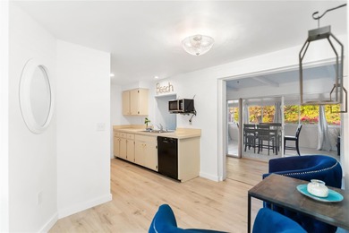 Get ready to fall in love with this absolutely charming and on Venice East Golf Club in Florida - for sale on GolfHomes.com, golf home, golf lot